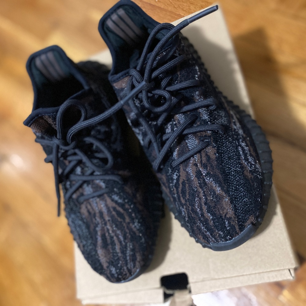 Adidas YEEZY Boost 350 V2 MX Rock size 4Y